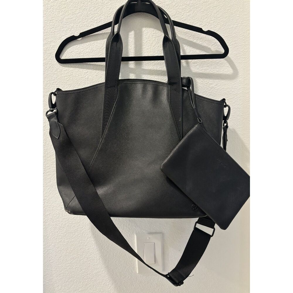 Lululemon Bag / Wallet